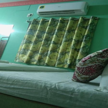 Hotel O Palace Inn Near Acropolis Mall Jādabpur Εξωτερικό φωτογραφία